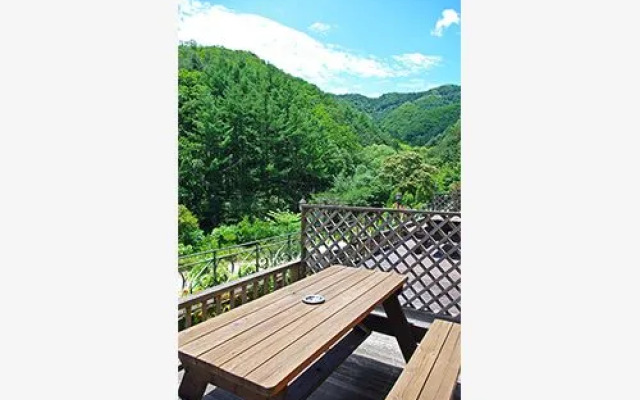 Nami Island Starry Glow Pension