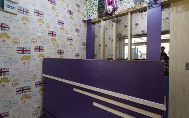 OYO 93365 Apartement Gateway By Sarana Cipta Mahakarya Ii