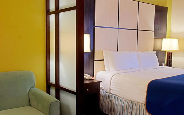 Super 8 by Wyndham Irving/DFW Apt/North