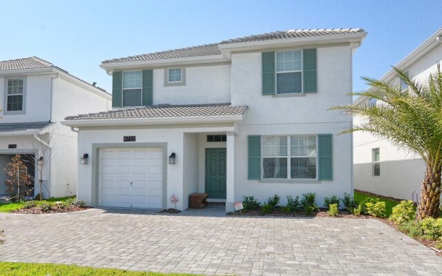 Storey Lake-5 Bedroom Pool Home-1663ST