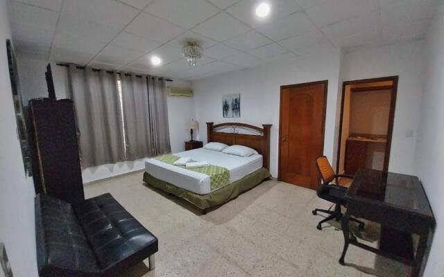 Suites & Apartments San Benito Zona Rosa