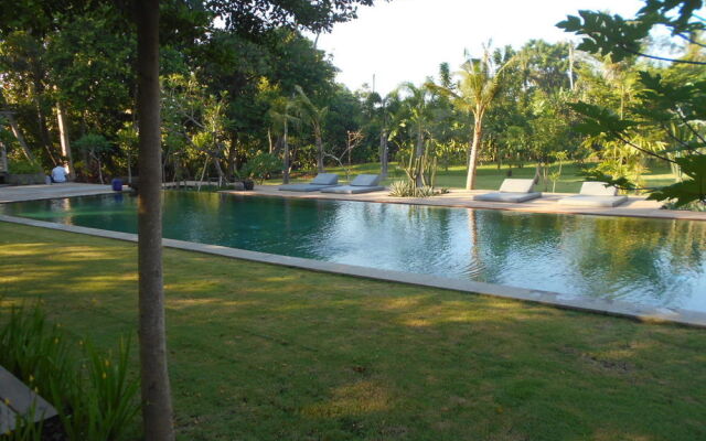 Serenity Riverside