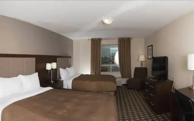 Redvers Western Star Inn & Suites