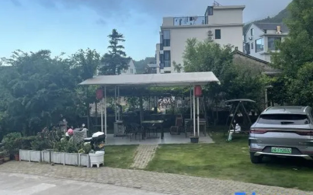 Yinhai 123 Guesthouse