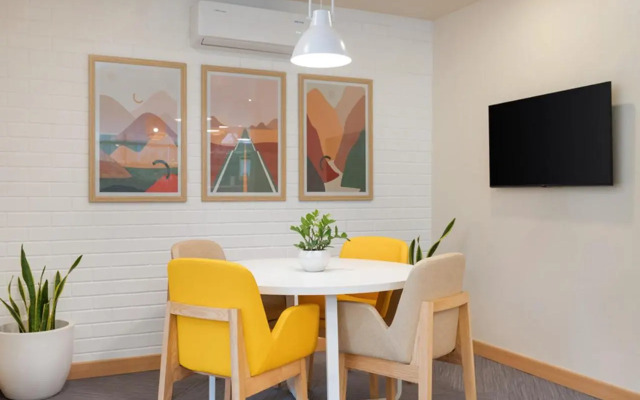 Bloom Hotel - BKC Kalina