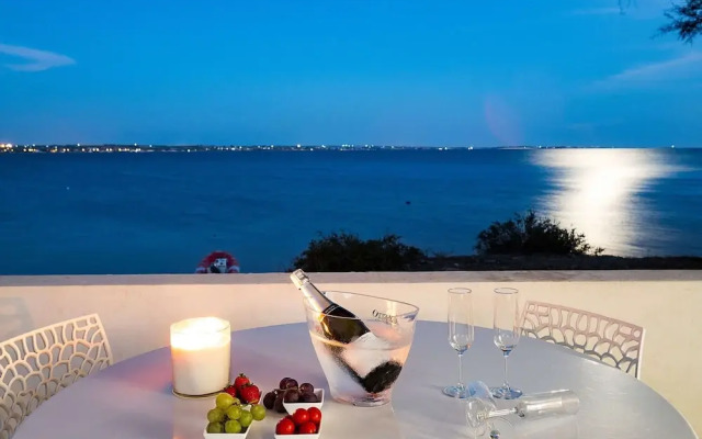 Beautiful Villa in Pachino with Private Terrace