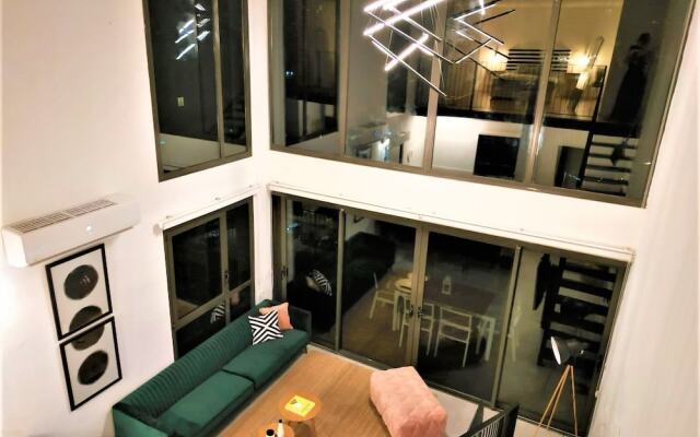 Nino Stylish Loft