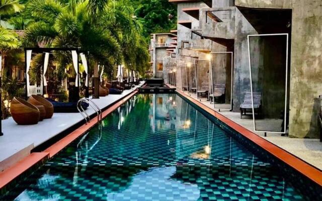 See Through Boutique Resort