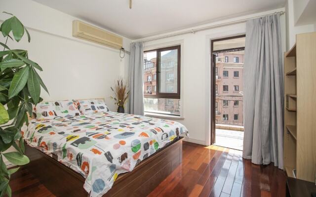 Ellies Apartment Biyun Branch