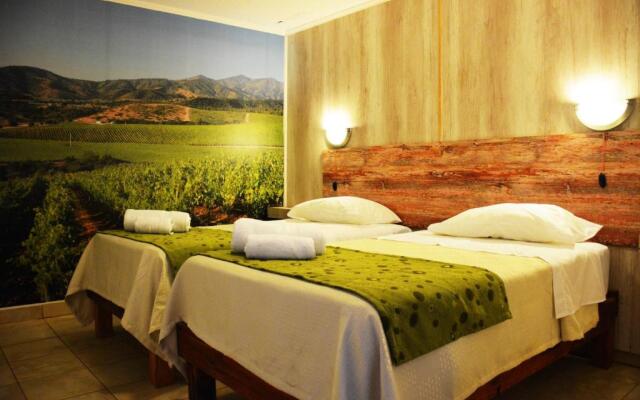 Hostal Valle Mistral - Hostel