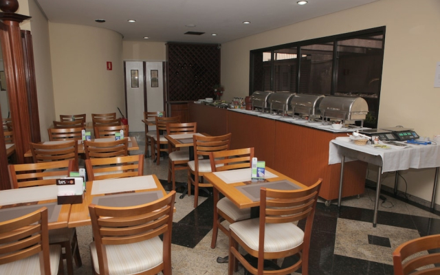 London Class Suites