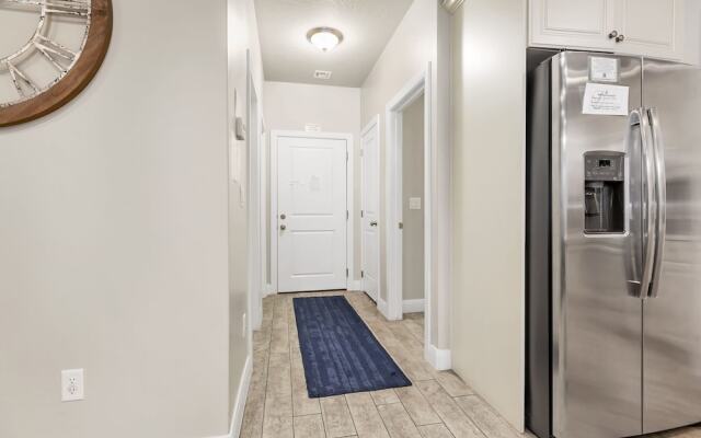 Holiday Oasis 3 Bedroom Apts