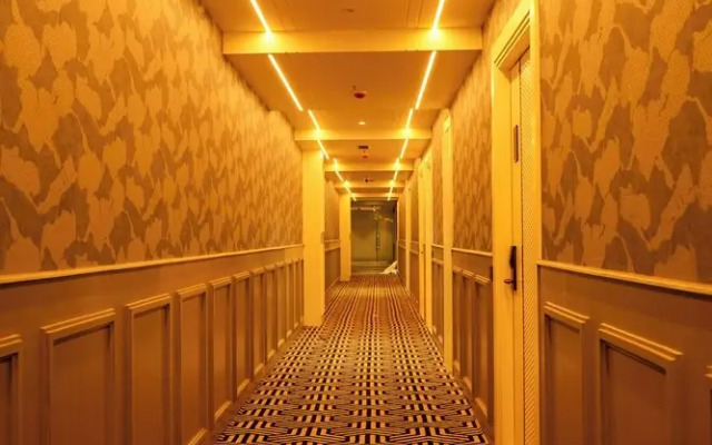 Hotel Adsan Heights