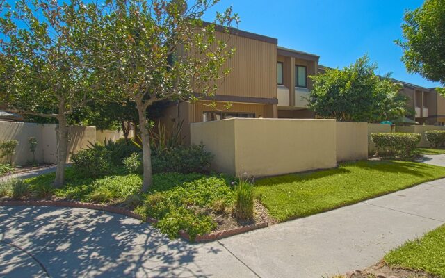 Tron - 3 Br Condo