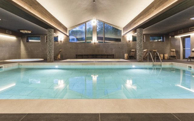 Arietes Marmont Resort