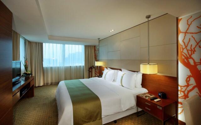 Holiday Inn Shenzhen Donghua, an IHG Hotel