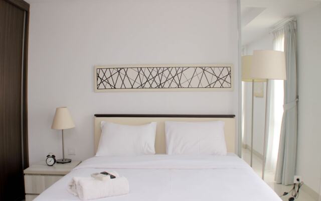 Warm And Cozy Studio At Azalea Suites Apartment