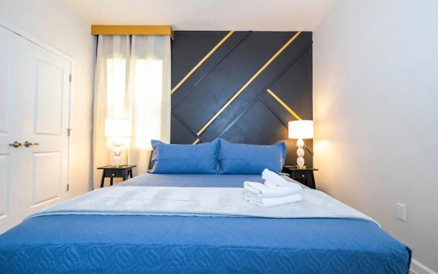 Stunning 15 Suites Close to Disney