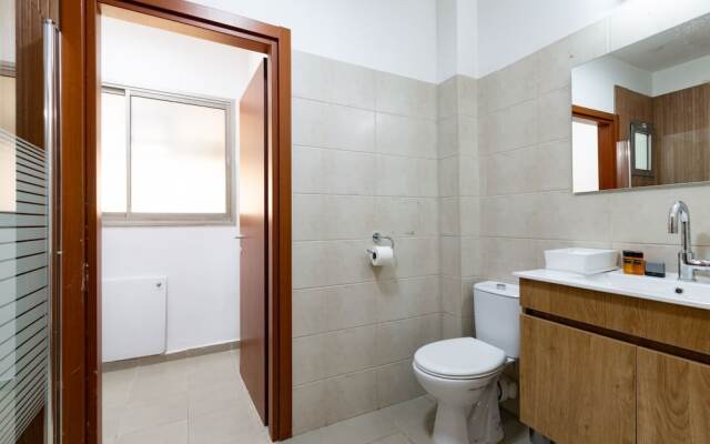 Stylish & Cozy Seaview Vacation APT