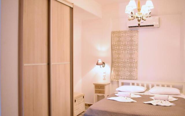 Tzamaros Studios Kythnos