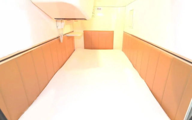 Capsule Inn Shimbashi - Men Only