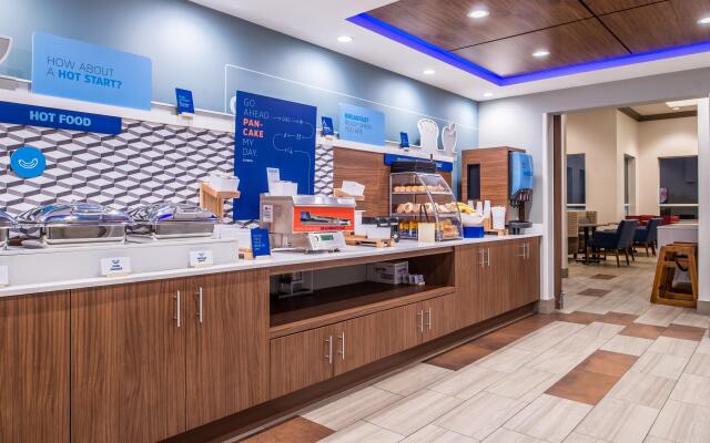 Holiday Inn Express Mystic by IHG