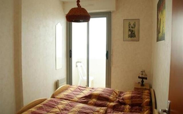 Appartement Saint-Gilles-Croix-de-Vie, 2 pièces, 4 personnes - FR-1-324-90