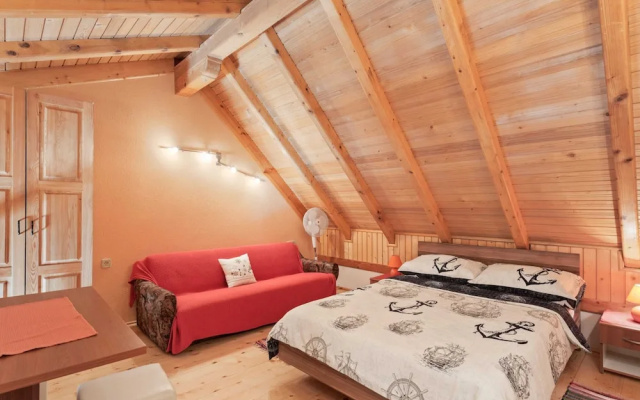 Pleasant Holiday Home in Polača with Swimming Pool