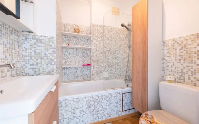 Cosy Studio With Sleeping Area