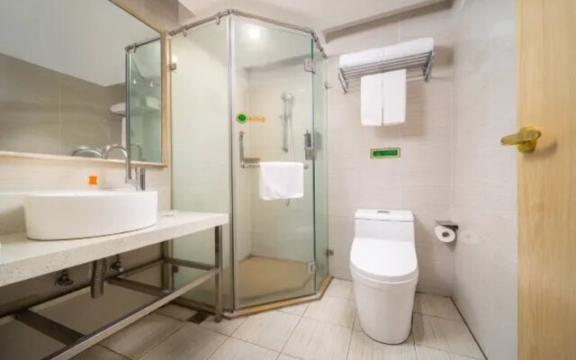 Vienna 3 Best Hotel (Haikou Chengmai Old Town Store)