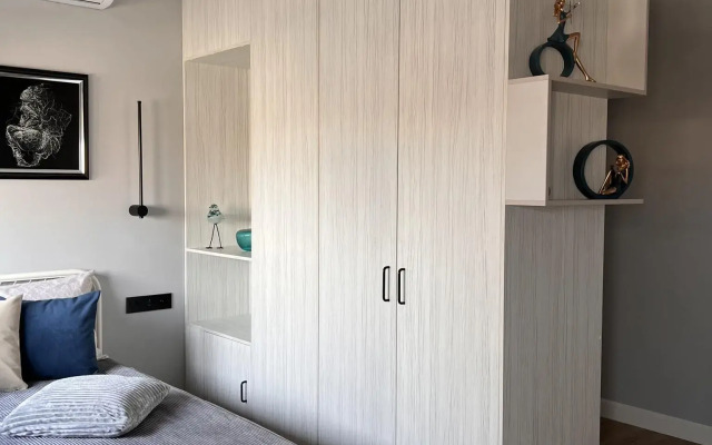 Rent2Room on Sosnovaya street 2k4