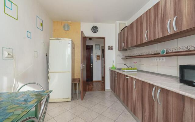 Stone Gate Apartment #2