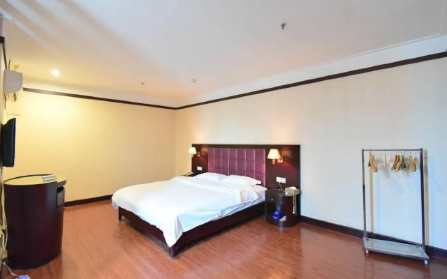 Oujing Hotel (Dongguan Chang'an Xiabian Store)