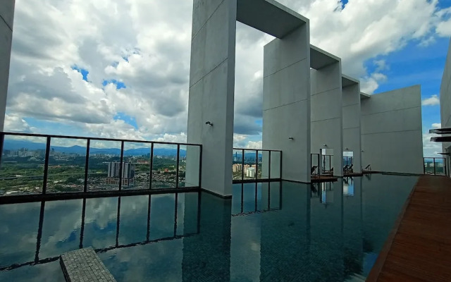 The Hub SS2 by manatidur