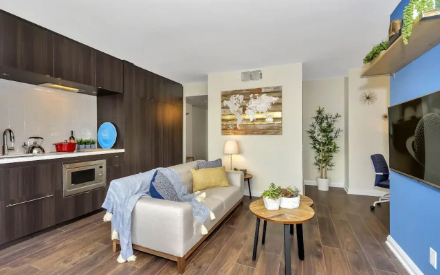 QuickStay - Elegance in Yorkville (Yonge & Bloor)