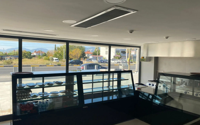 Grand Özalp Ai̇rport Hotel