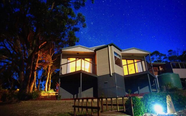 Southern Anchorage Retreat