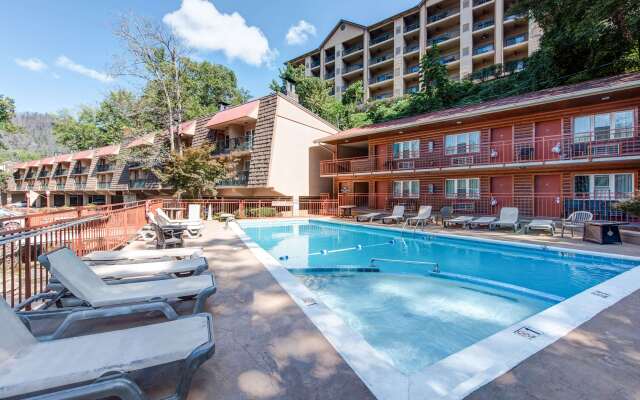 Quality Inn Creekside - Downtown Gatlinburg