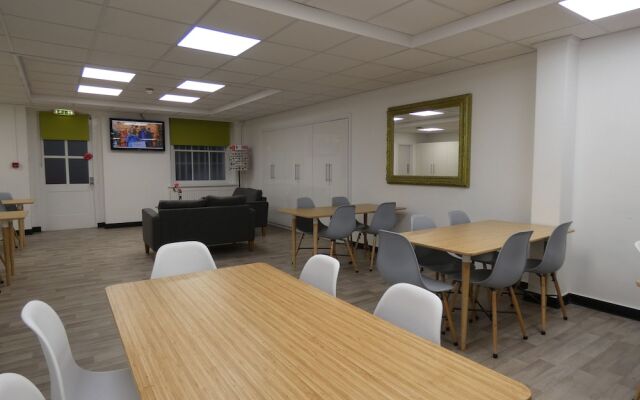 New Mansion House - Hostel