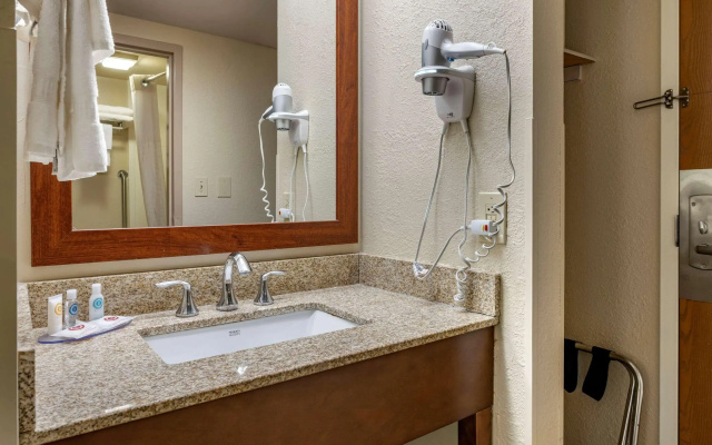 Comfort Inn Cincinnati Northeast