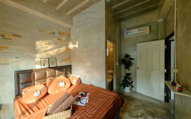 Rayong Pool Villa & Camping