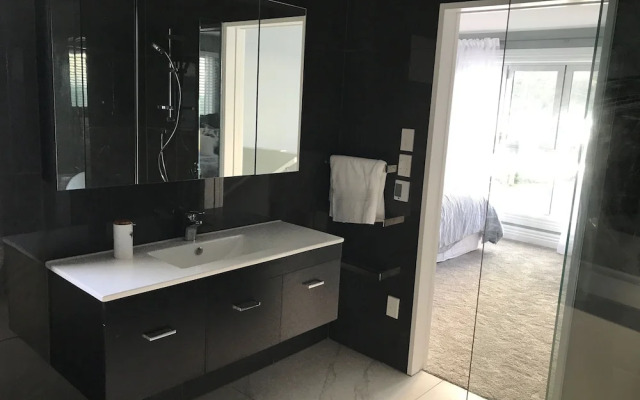 Wellington Beach Suite