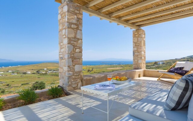 Thita Estate Suite With Private Pool