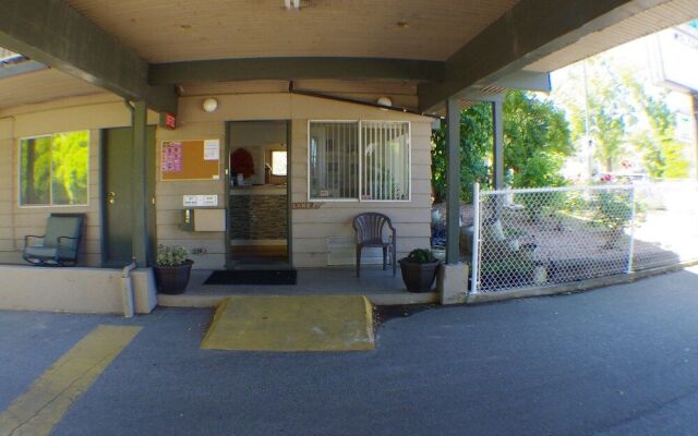 Okanagan Lakefront Resort