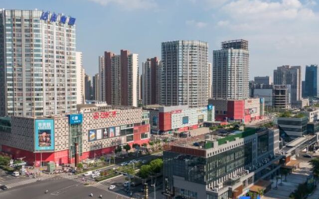 Homeinn Plus Hotel (Suzhou Wanda Plaza Subway Station)
