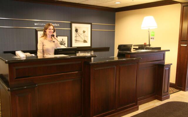 Hampton Inn London-North