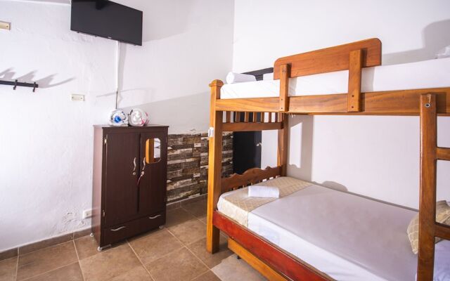 Hotel Familia Casa Blanca