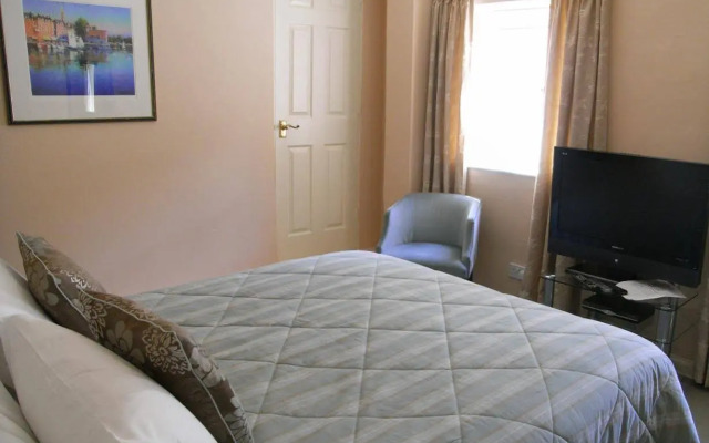 Marlborough Arms Hotel
