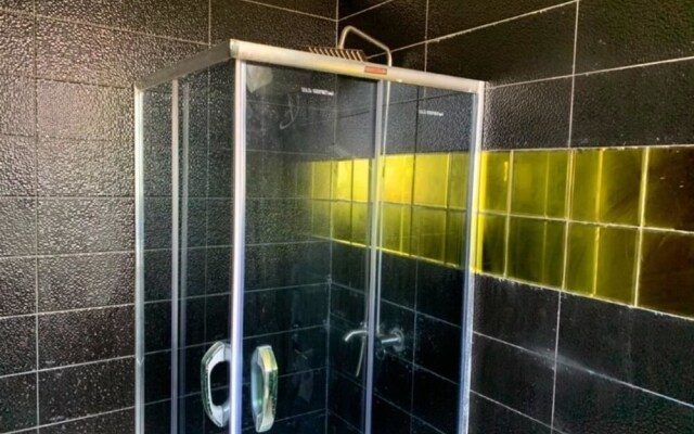 GrandBay Luxury Hotel
