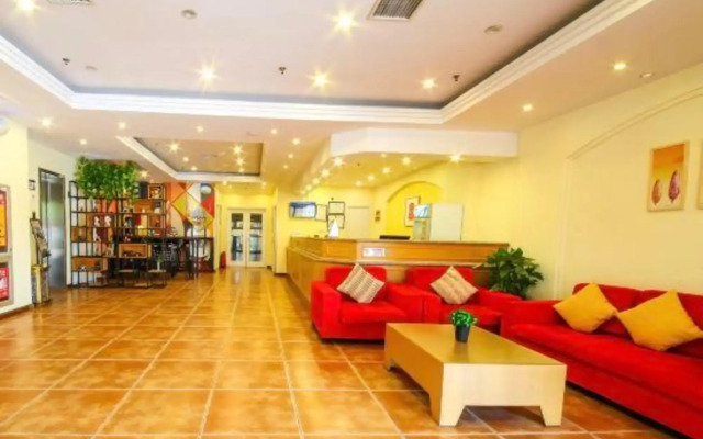 Home Inn (Tianjin Pujihe East Road Tianlishi)